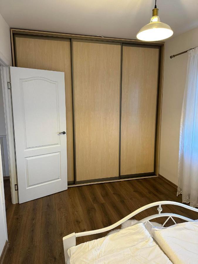 Ditemo Center Apartment Self Check In Siauliai  Bagian luar foto
