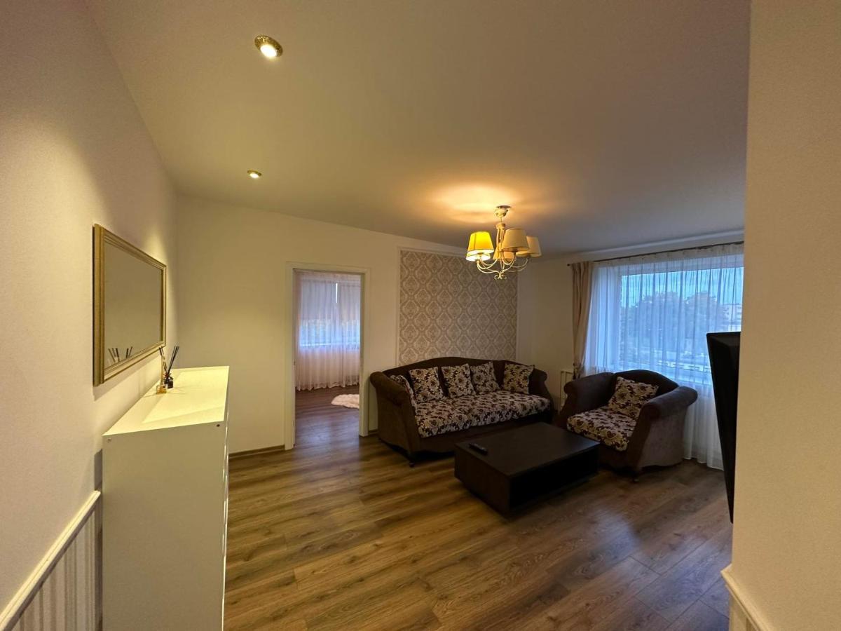 Ditemo Center Apartment Self Check In Siauliai  Bagian luar foto